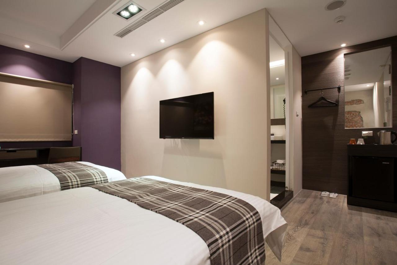P&F Hotel Тайчжун Экстерьер фото
